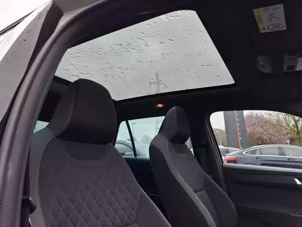 Skoda Fabia 1.0 TSI  MONTE CARLO, LED, CAMERA, PANORAMIQUE, ALU 17'',NAVI, 1HAND - Photo 3