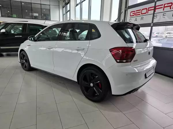 Volkswagen Polo GTI 2.0 GTI 200 DSG,1 HAND, NAVI, KEYLESS, CARPLAY, - Photo 2