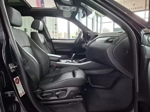 BMW X3 XDRIVE 28i Pack M, CUIR, NAVI, PANORAMA, 4*4, BLUETOOTH, ALU 19'', GARANTIE, CARNET D'ENTRETIEN - Photo 3