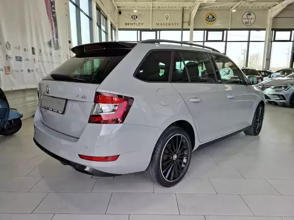Skoda Fabia 1.0 TSI  MONTE CARLO, LED, CAMERA, PANORAMIQUE, ALU 17'',NAVI, 1HAND - Photo 2
