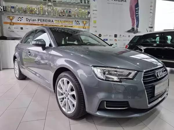 Audi A3 30 TFSI 116 SPORTBACK S-TRONIC DESIGN, CUIR, NAVI, XENON, LED, PDC, 1 HAND - Photo 2