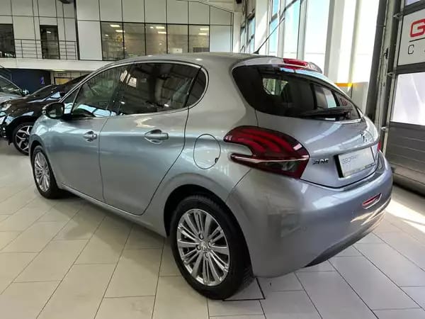 Peugeot 208 Signature 110, NAVI, PDC , BLUETOOTH, LED, KM 30000 - Photo 2