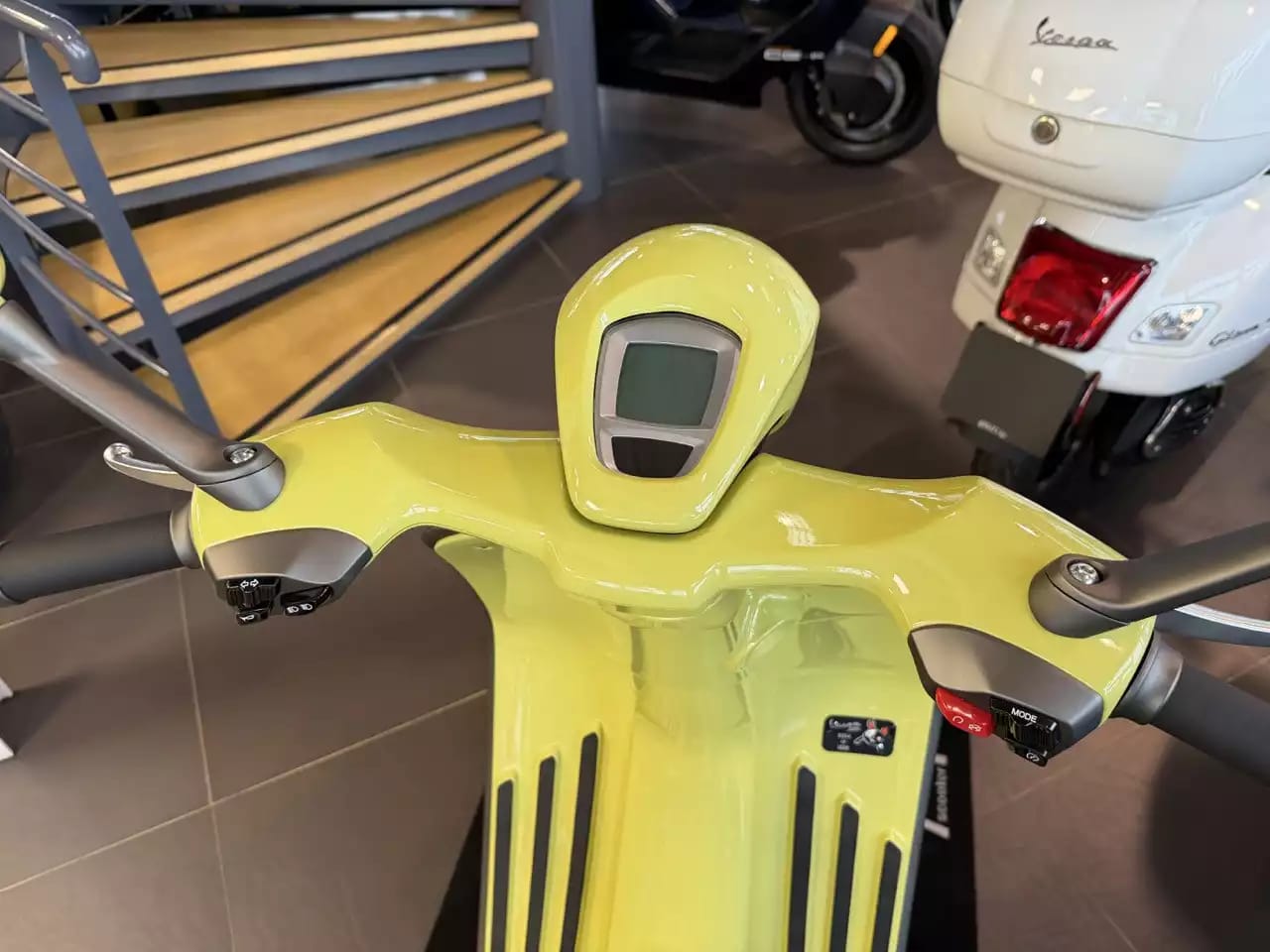 Vespa 946 Bunny - Photo 1