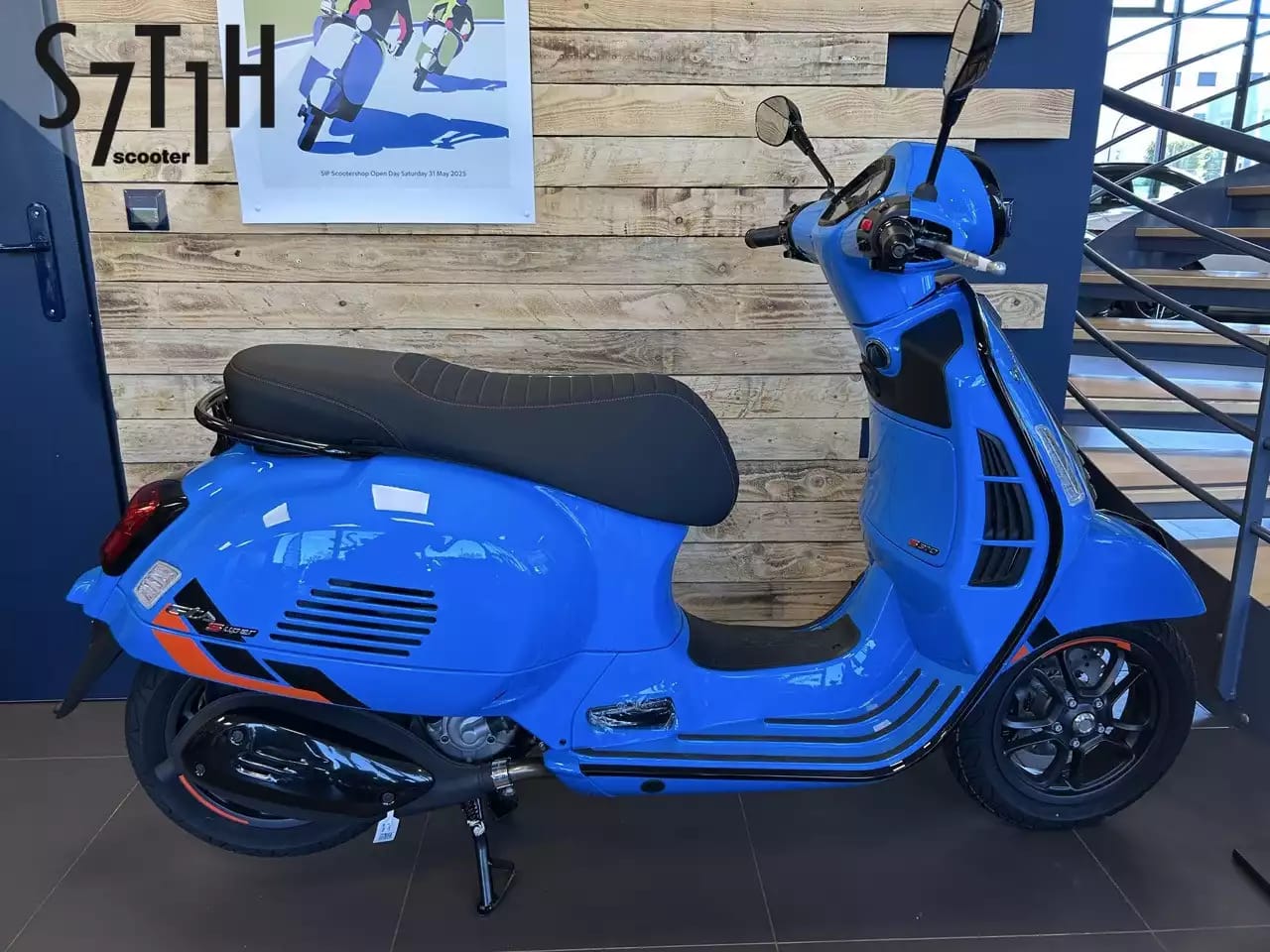 Vespa GTS Super Sport 310 - Photo 1