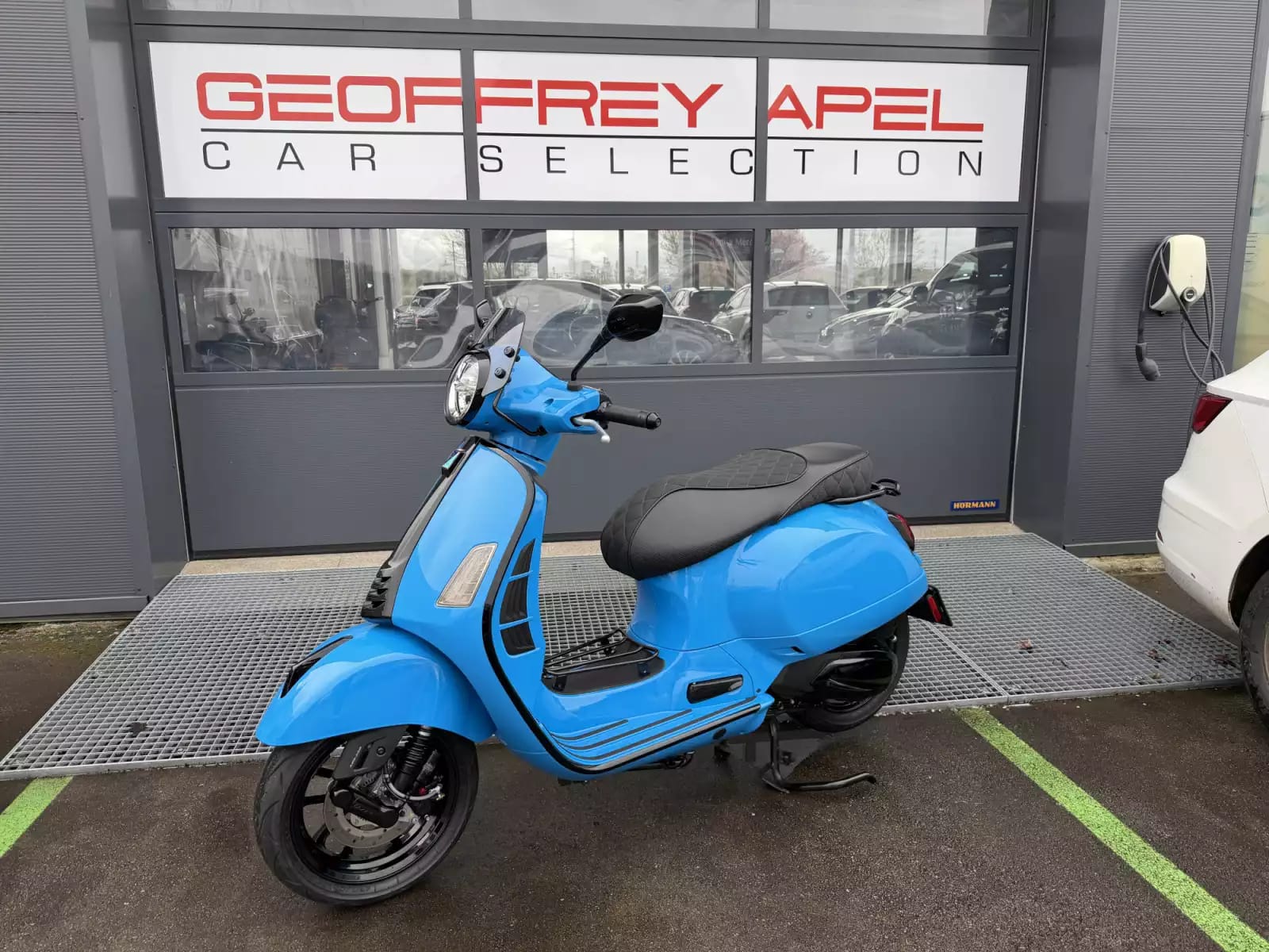 Vespa GTS Super Sport 310 - Photo 1