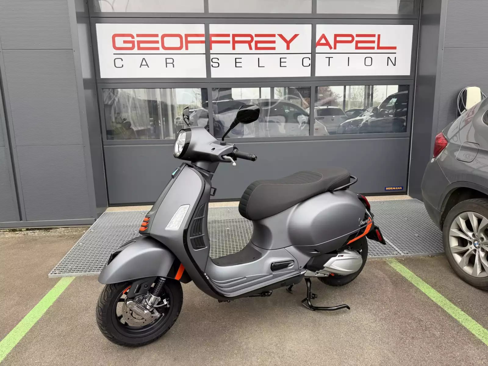 Vespa GTS Super Sport 310 - Photo 1