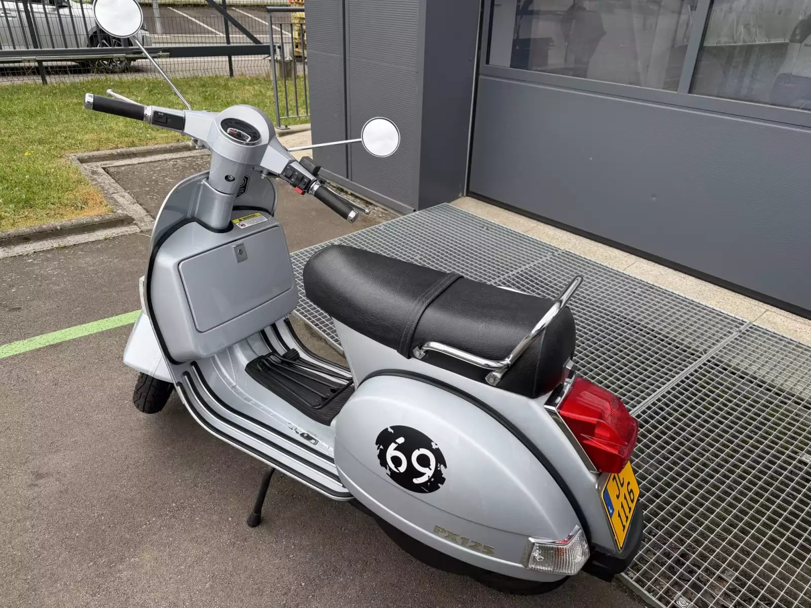 Vespa PX 125 - Photo 1