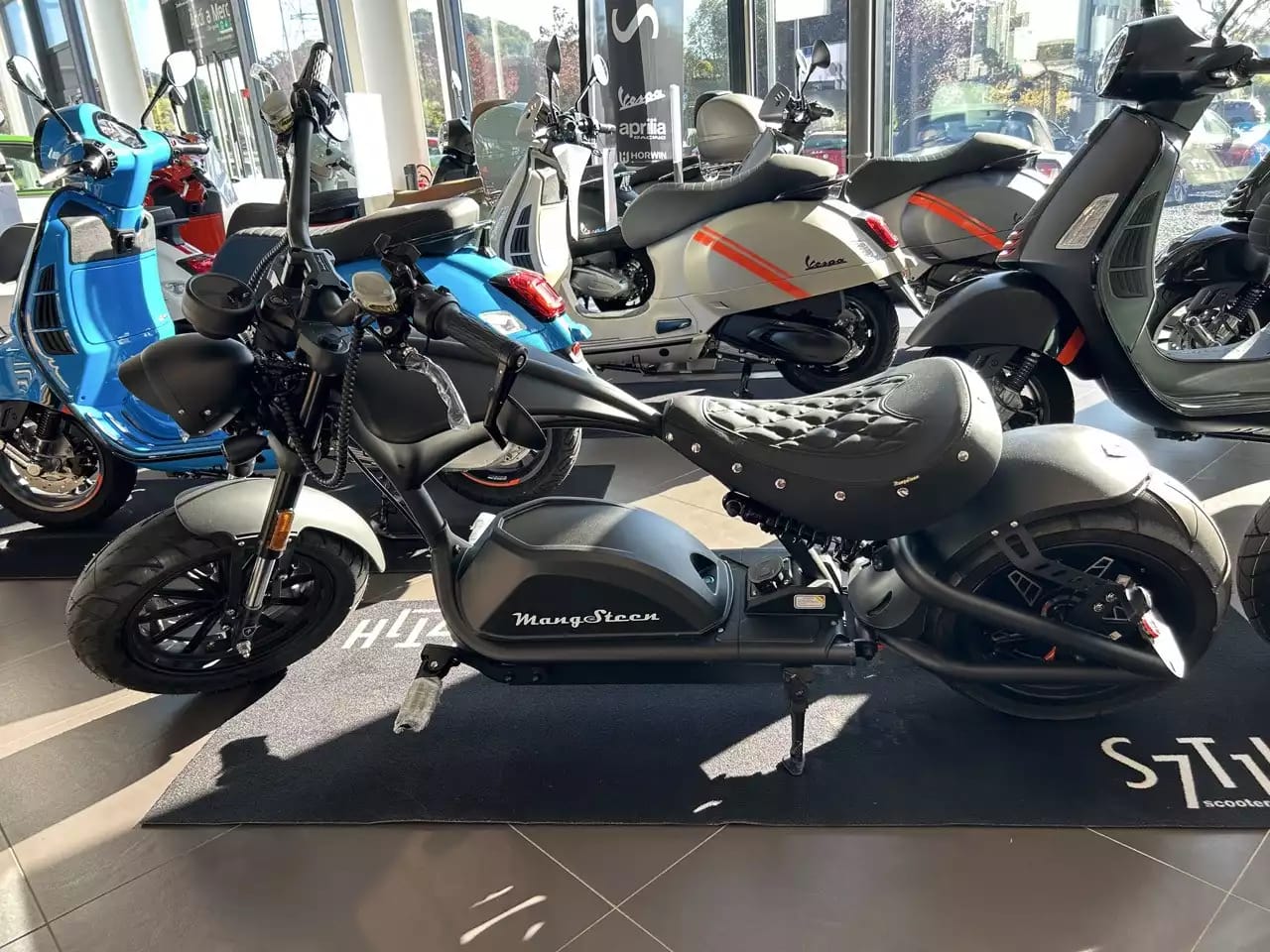 Mangosteen M1P E-Scooter - Photo 1