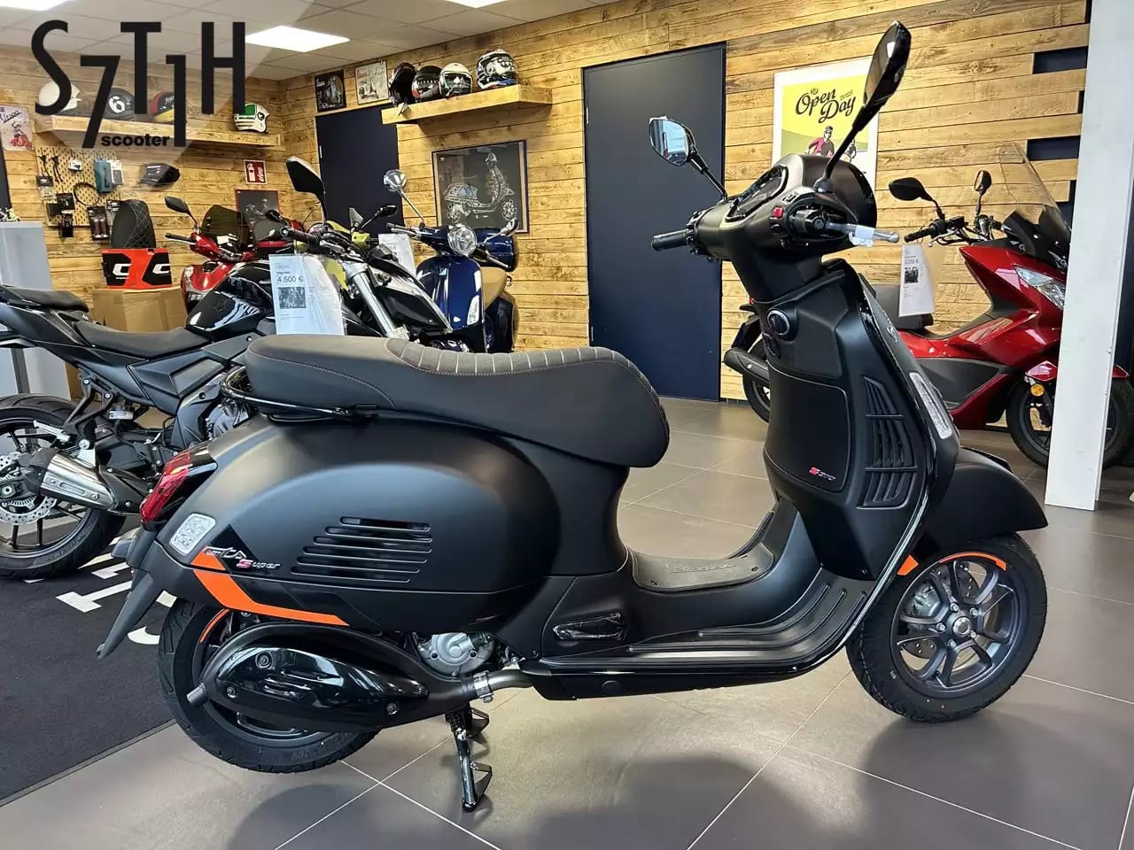 Vespa GTS 310 Super Sport - Photo 1