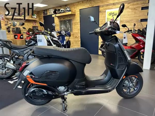 Vespa GTS 125 Super Sport - Photo 2