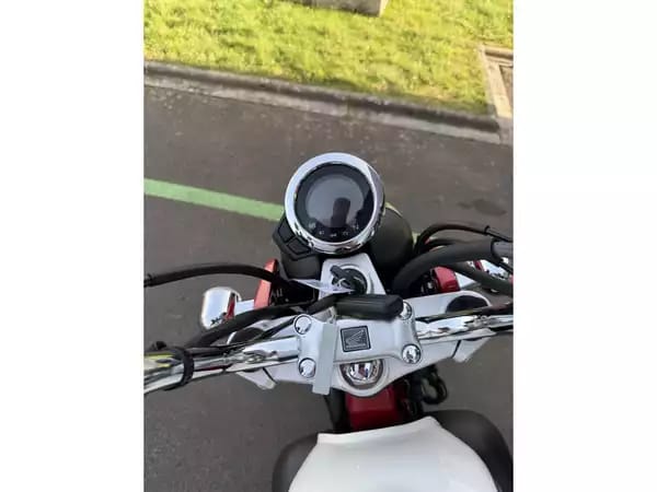 Honda Monkey 125 - Photo 2