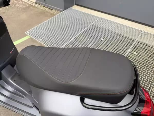 Vespa GTS Super Sport 310 - Photo 2