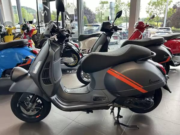 Vespa GTV 310 - Photo 2