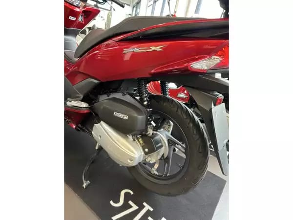Honda PCX 125 - Photo 2