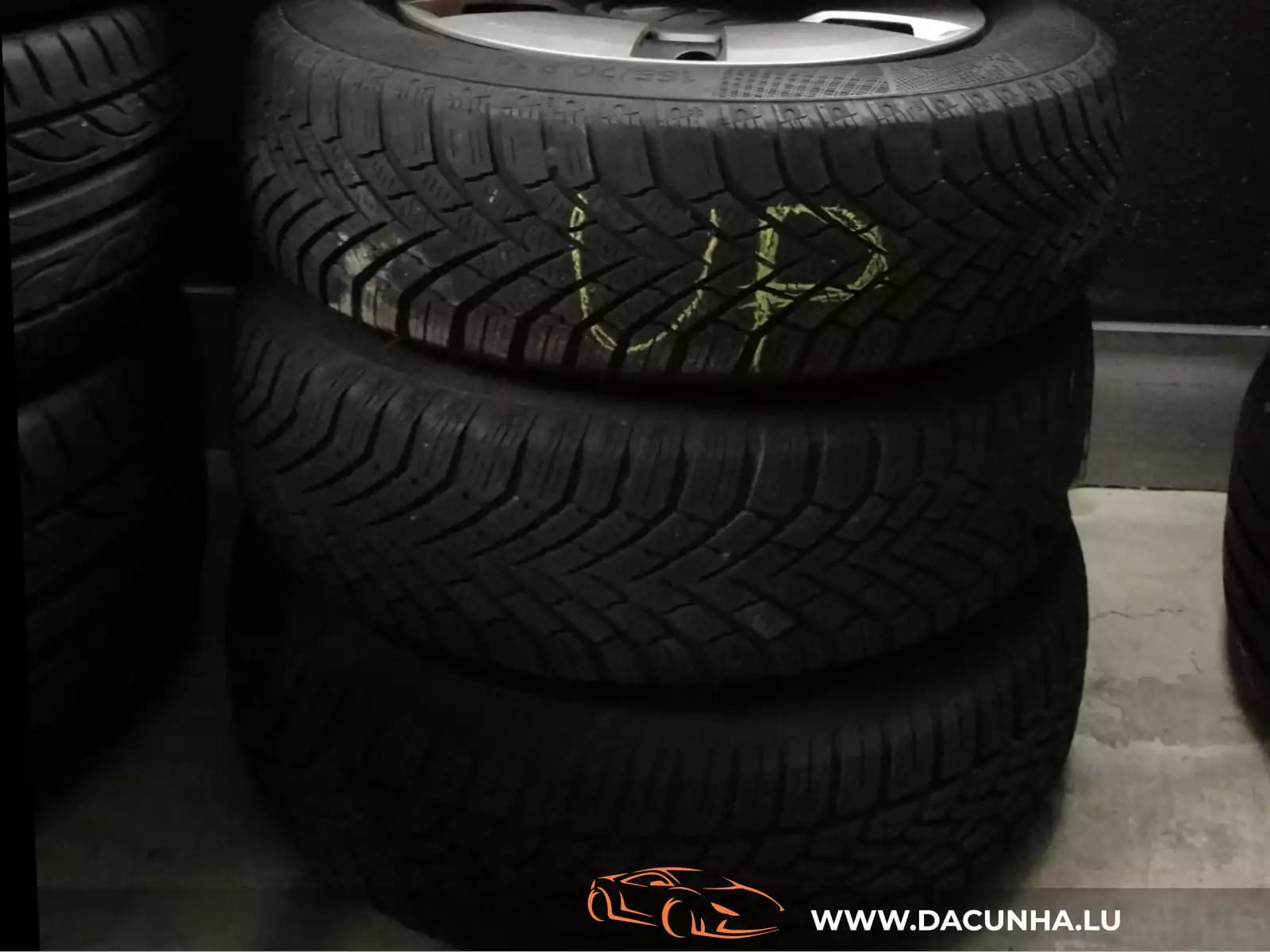 Jantes acier + Pneus hiver 14 165/70 R14 - Photo 1