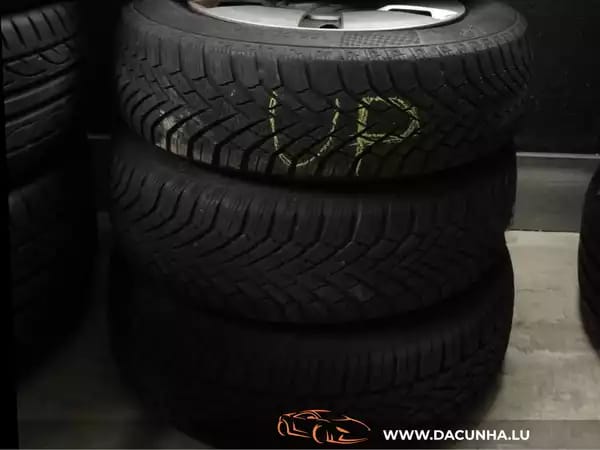Jantes acier + Pneus hiver 14 165/70 R14 - Photo 2