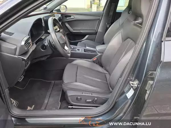 Cupra Leon e-Hybrid 245 DSG, CAMERA, ACC, NAVI, CARPLAY, MirrorLink, DIGITAL COCKPIT, LED, - Photo 3