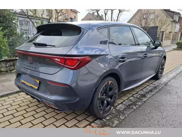 Cupra Leon e-Hybrid 245 DSG, CAMERA, ACC, NAVI, CARPLAY, MirrorLink, DIGITAL COCKPIT, LED, - Photo 2