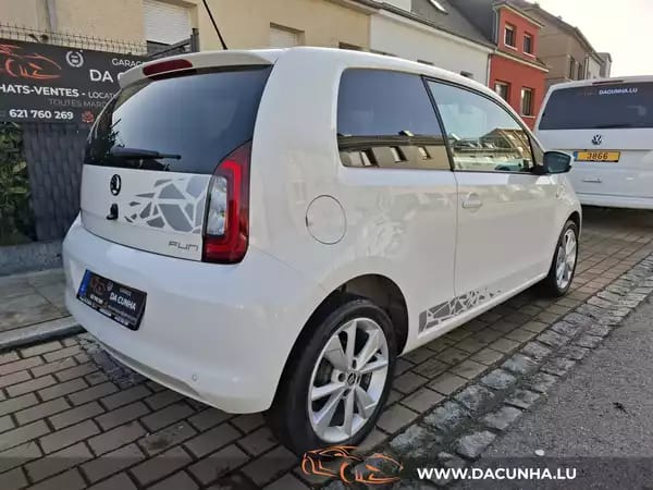 Skoda Citigo 1.0 FUN!!, CLIMA AUTO, SIEGES CHAUFF., PDC, BLUETOOTH, SOUNDSYSTEM - Photo 2