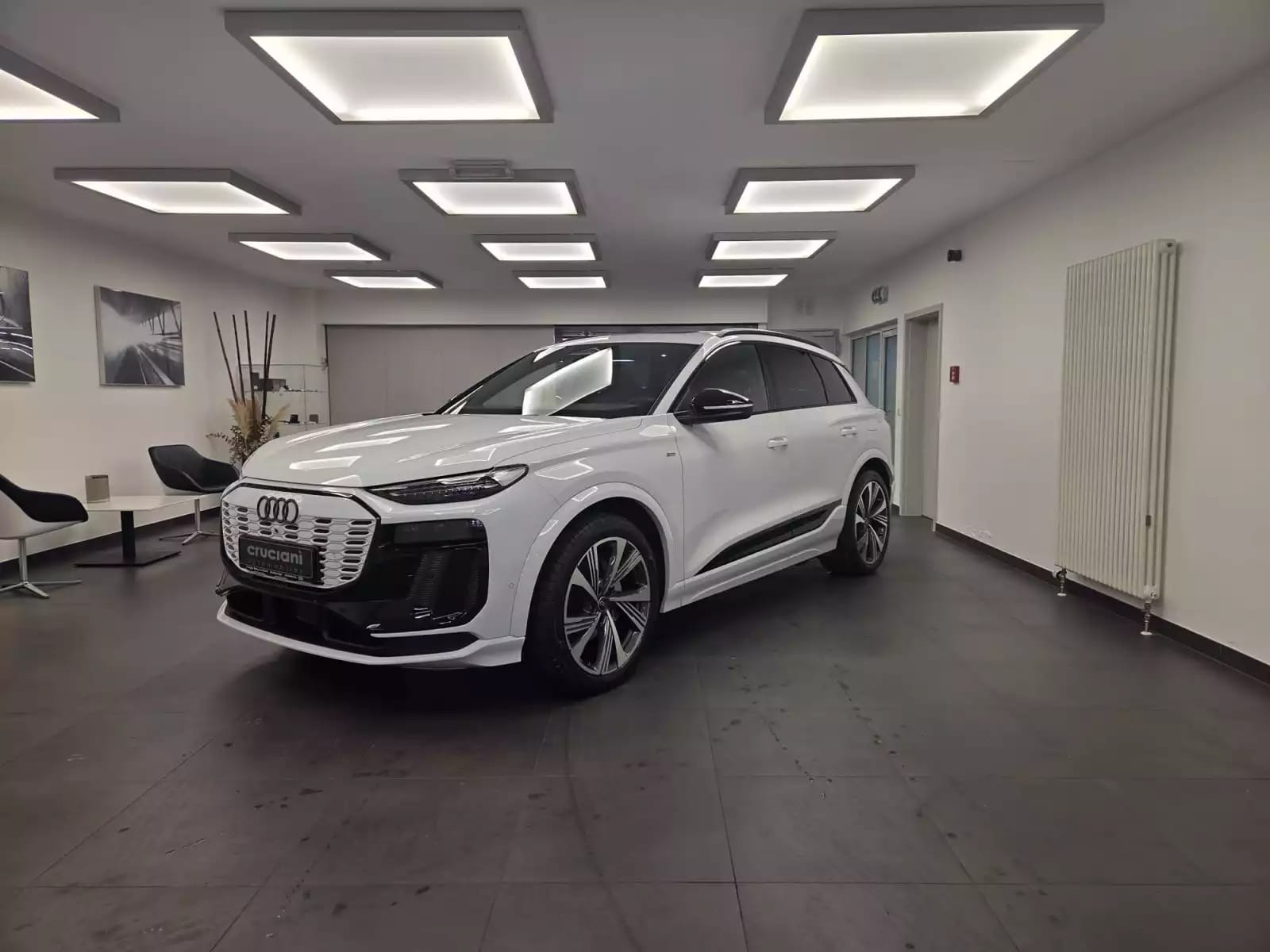 Audi Q6 e-tron SUV e-tron quattro S Line 390 CV / 285 kW - Photo 1
