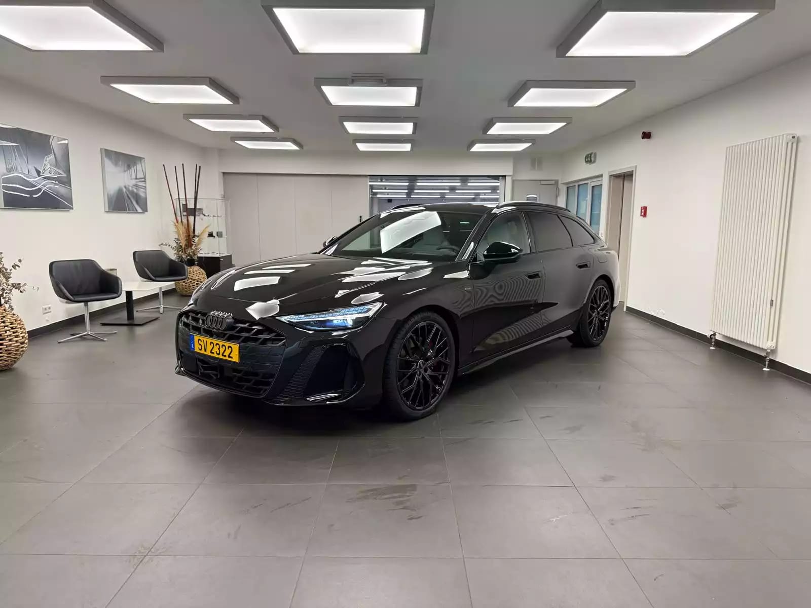 Audi A6 Avant e-hybrid 270kW / 367ch S tronic - Photo 1