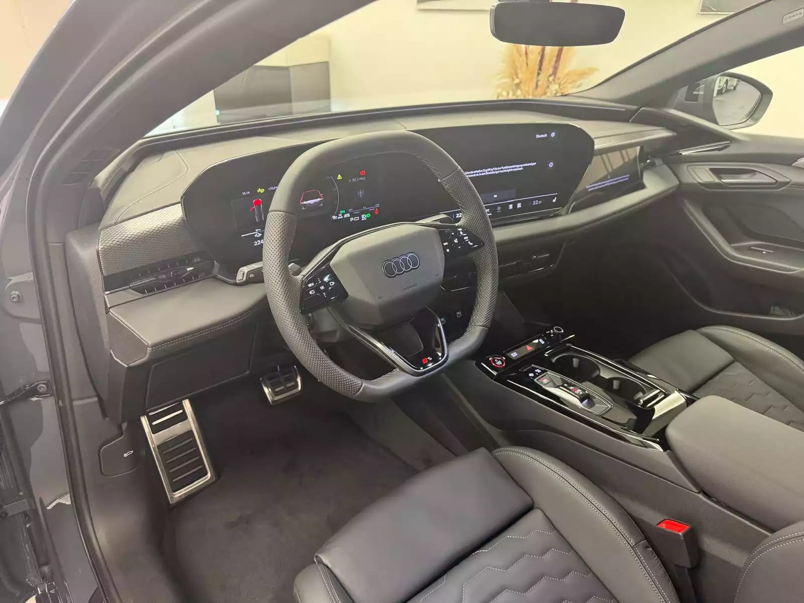 Audi A6 Sportback e-tron performance 270kW / 367ch - Photo 1