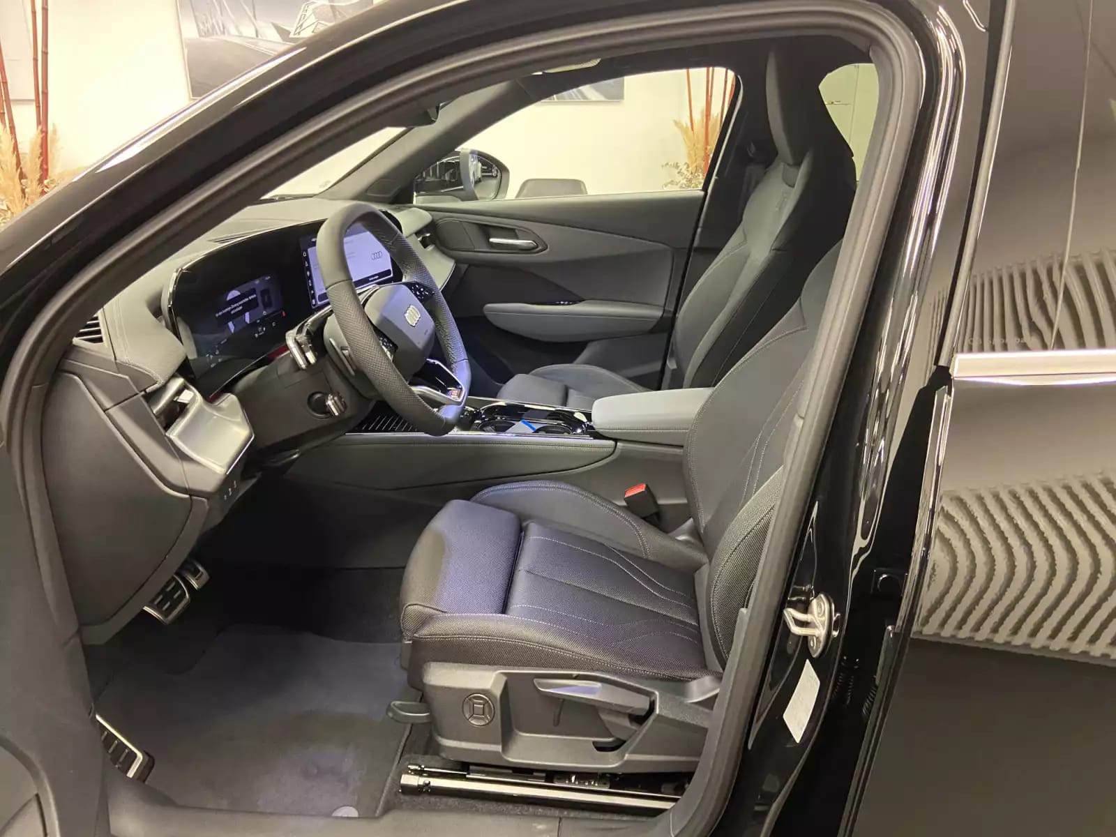 Audi Q3 Sportback e-hybrid 200kW / 272ch S tronic - Photo 1