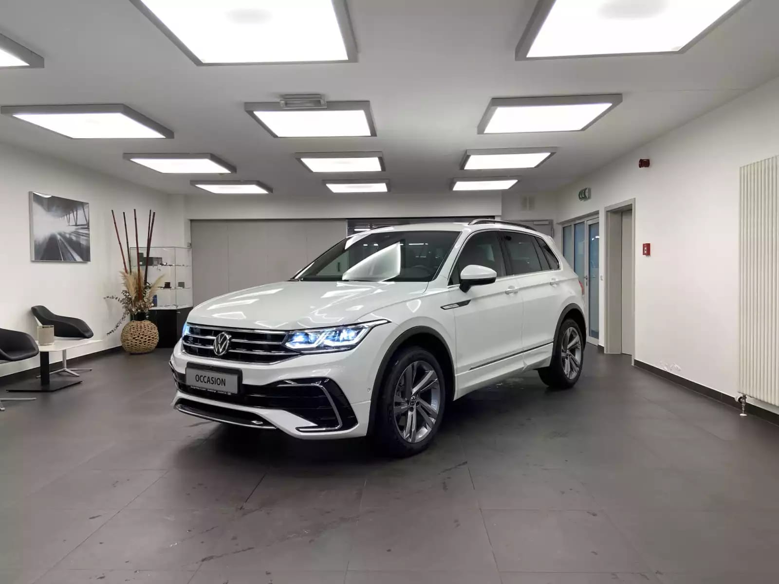 Volkswagen Tiguan R line 2.0 TDI 4 Motion 147kW / 200ch DSG - Photo 1