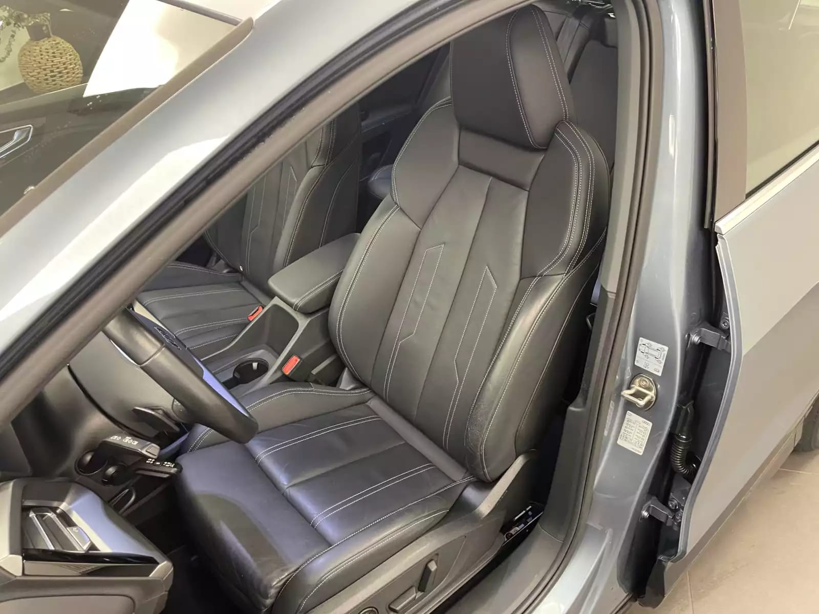 Audi Q4 e-tron 204 CV / 150 KW - Photo 1