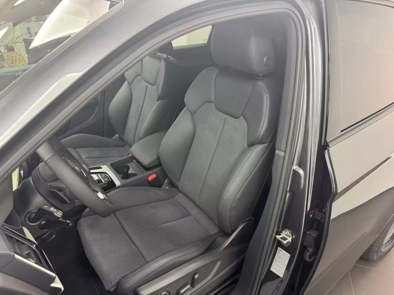 Audi Q5 S line 50 TFSI e quattro 299 CV / 220 kW S tronic - Photo 1