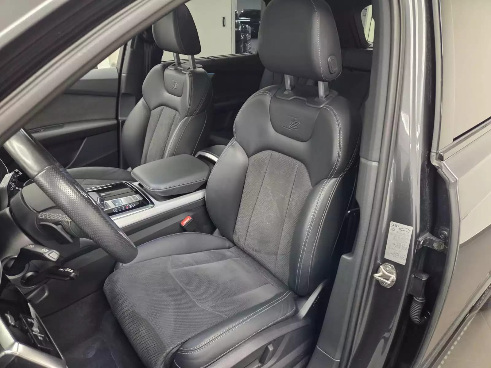 Audi Q7 S line 60 TFSIe quattro 462 CV / 340 kW Tiptronic - Photo 1