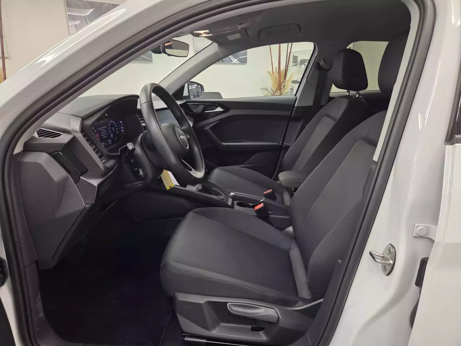 Audi A1 Sportback S line 30 TFSI 110 CV / 81 kW S tronic - Photo 1