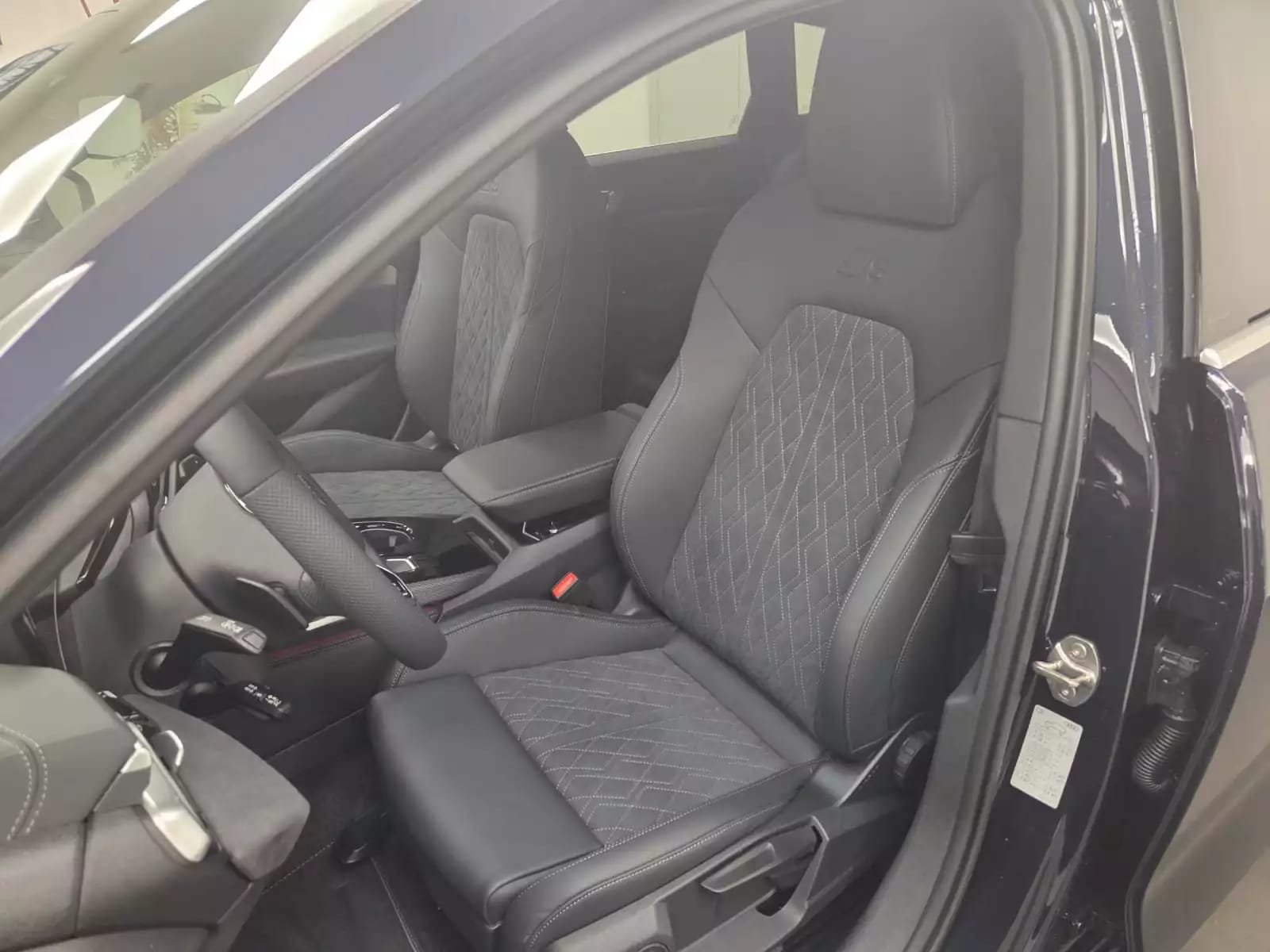 Audi A5 Avant TDI S line 204 CV / 150 kW S tronic - Photo 1