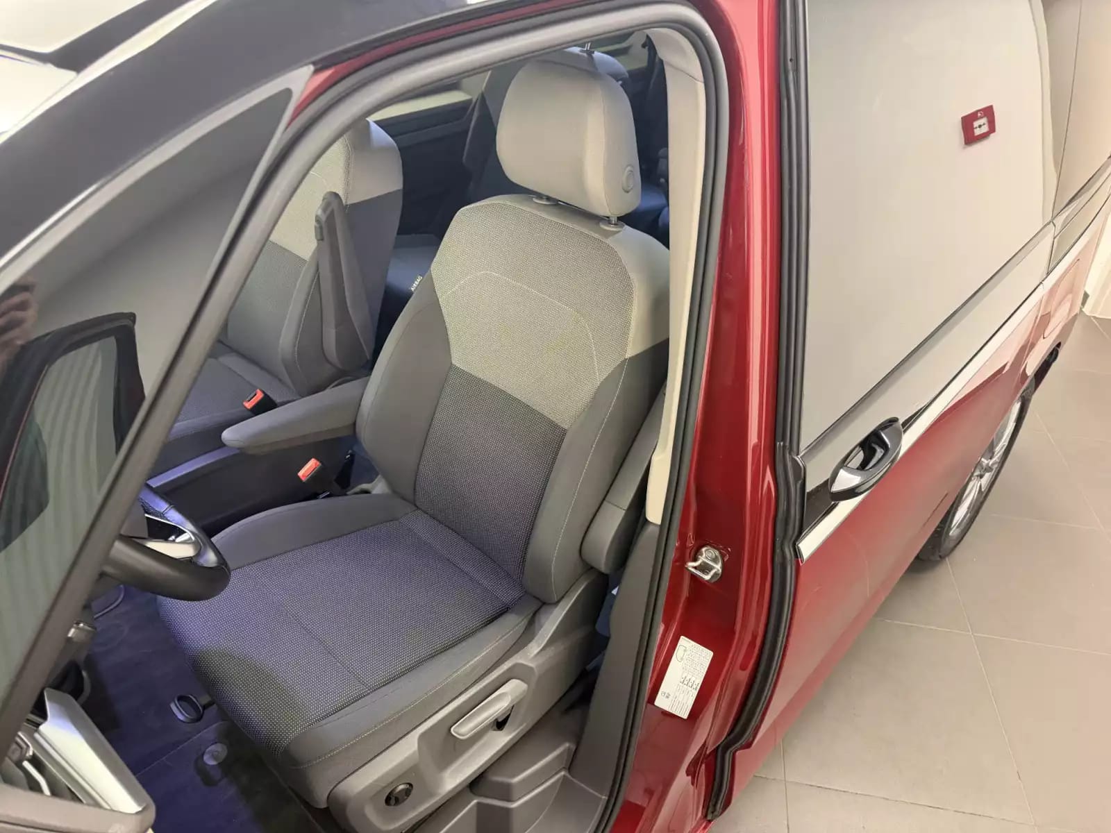 Volkswagen Multivan T7 Life  hybrid 218 CV / 160 kW DSG - Photo 1