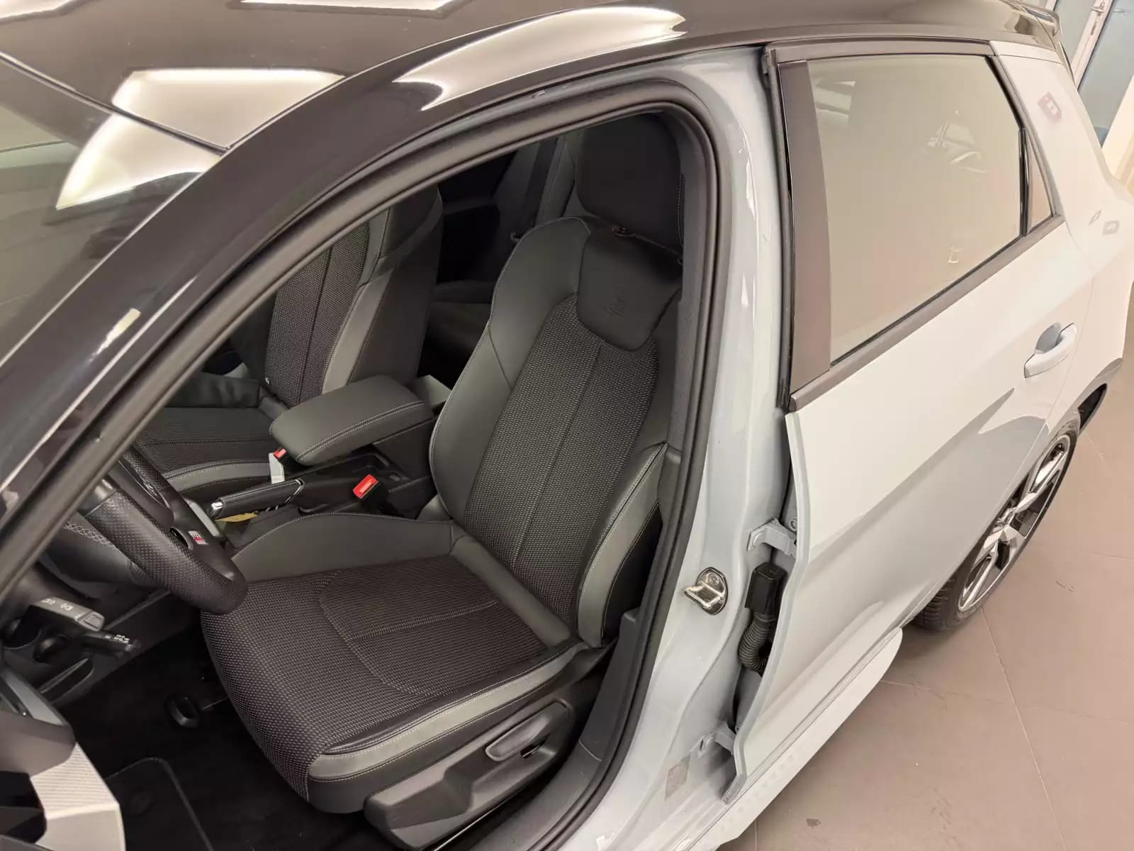 Audi A1 Sportback S line 30 TFSI 110 CV  / 81 kW S tronic - Photo 1