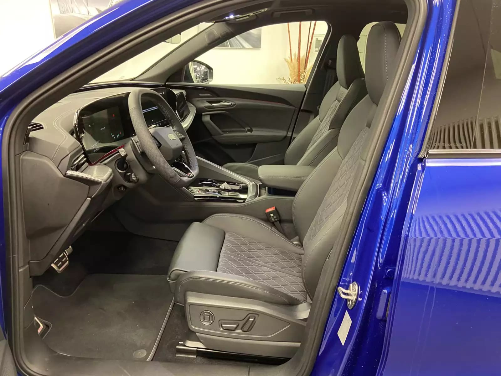 Audi Q5 Sportback S line e-hybrid quattro  367 CV / 270 kW S tronic - Photo 1