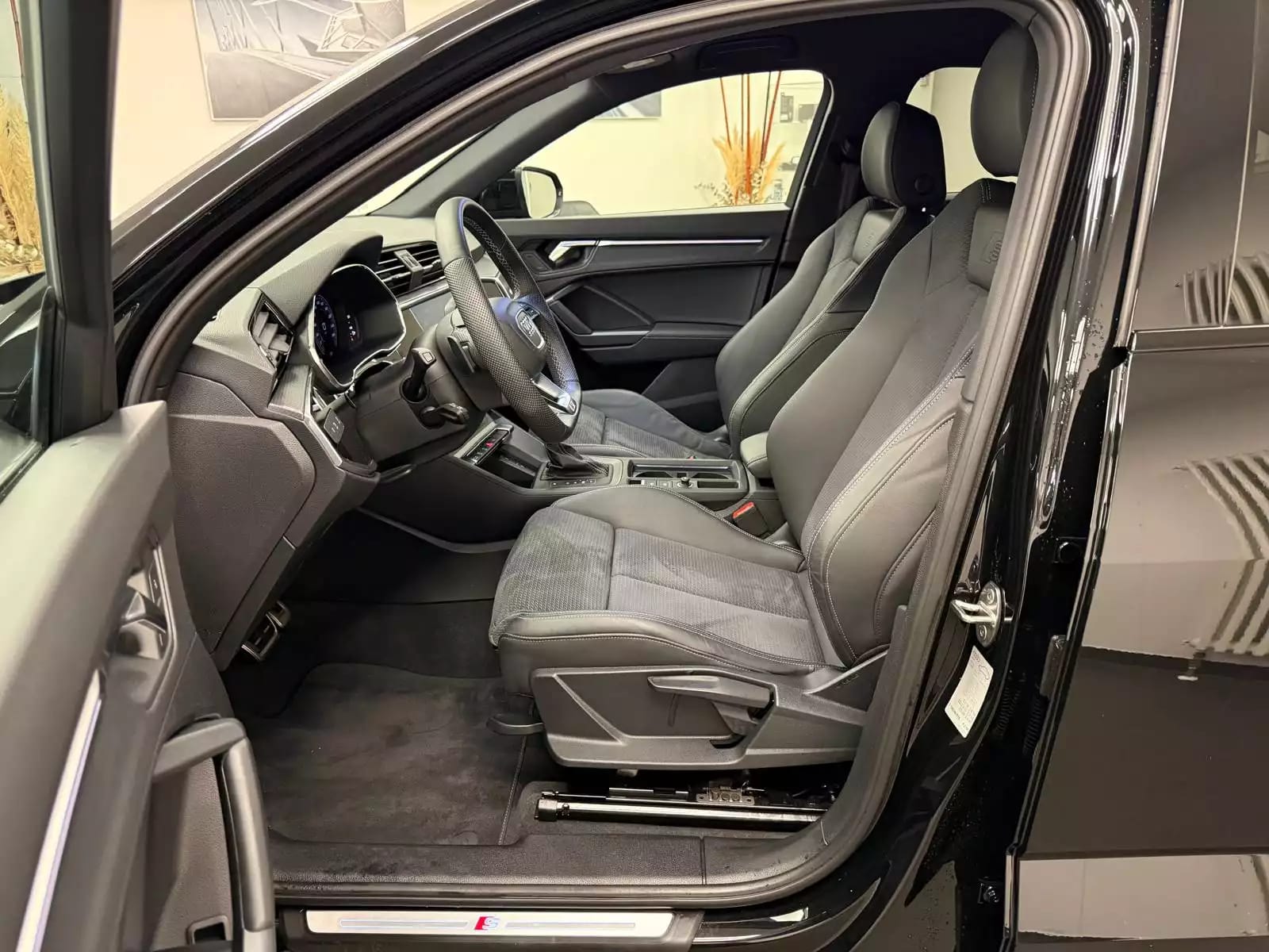 Audi Q3 Sportback S line 35 TDI 150 CV / 110 kW S tronic - Photo 1