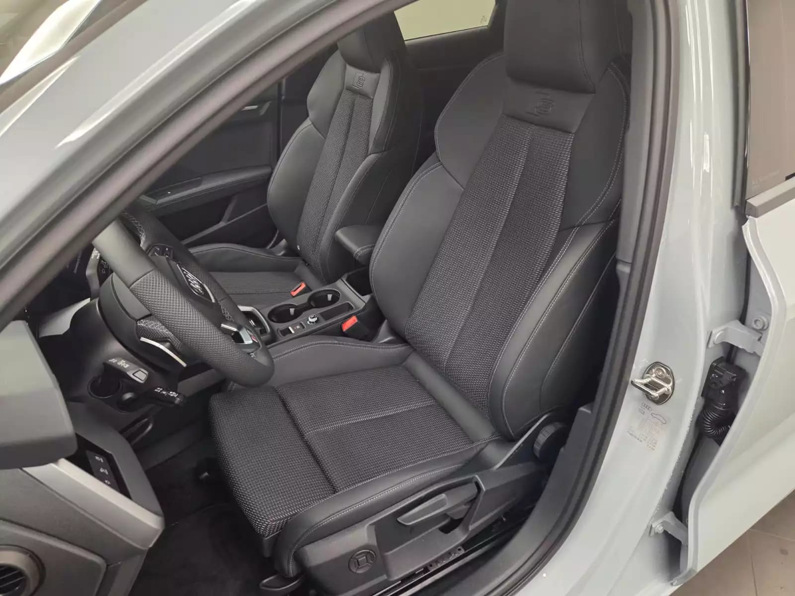 Audi A3 Sportback TFSI 116 CV / 85 kW S tronic - Photo 1