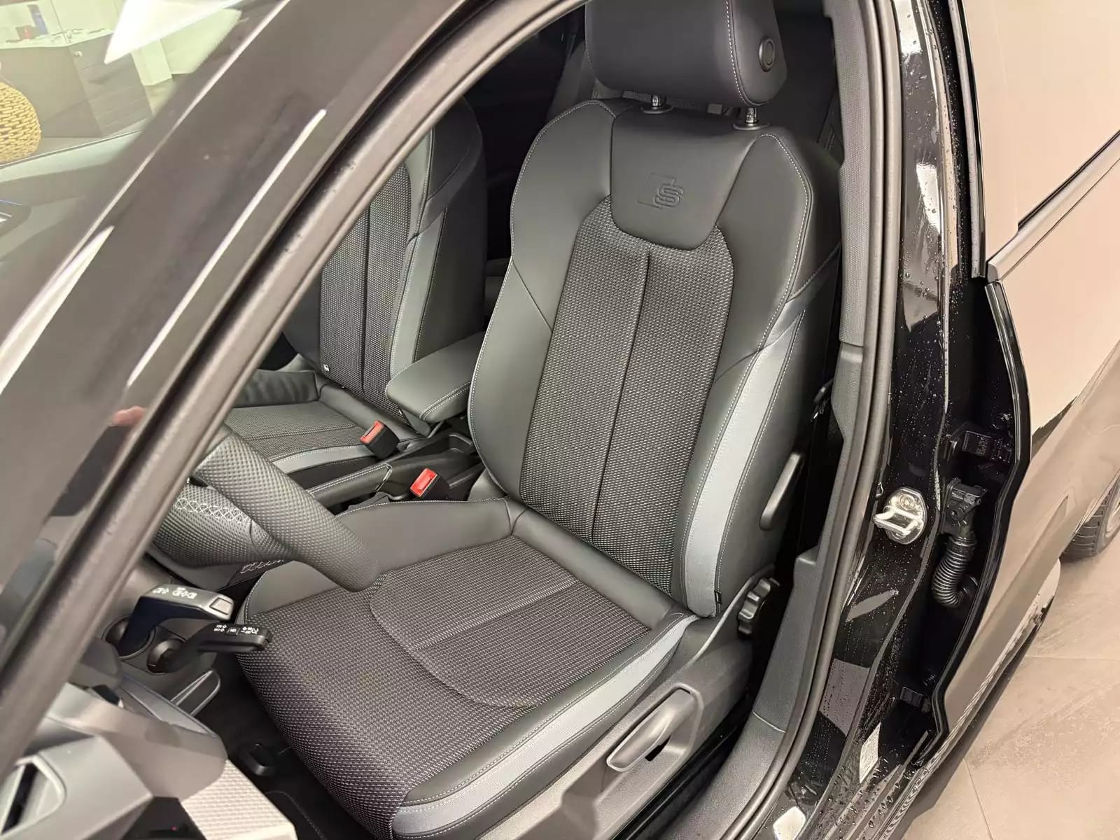 Audi A1 Sportback S line TFSI 116 CV / 85 kW boite manuelle - Photo 1