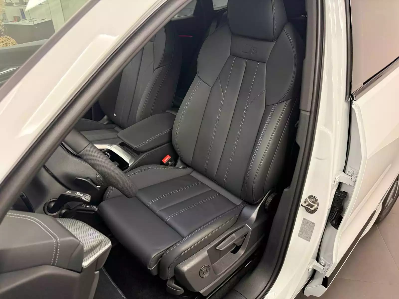 Audi Q5 S line Sportback 204 CV / 150 kW TFSI quattro S tronic - Photo 1