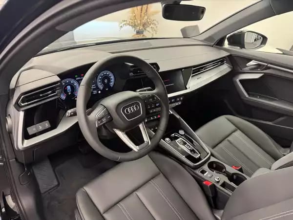 Audi A3 Limousine S line 35 TFSI 150 CV / 110 kW S tronic - Photo 3