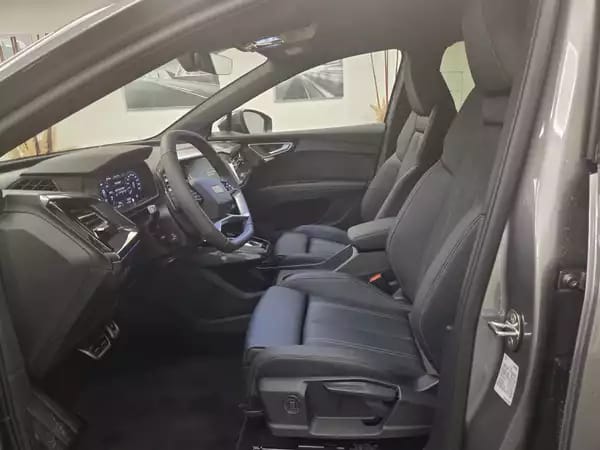 Audi Q4 e-tron e-tron S Line 286 CV / 210 KW Sportback - Photo 2