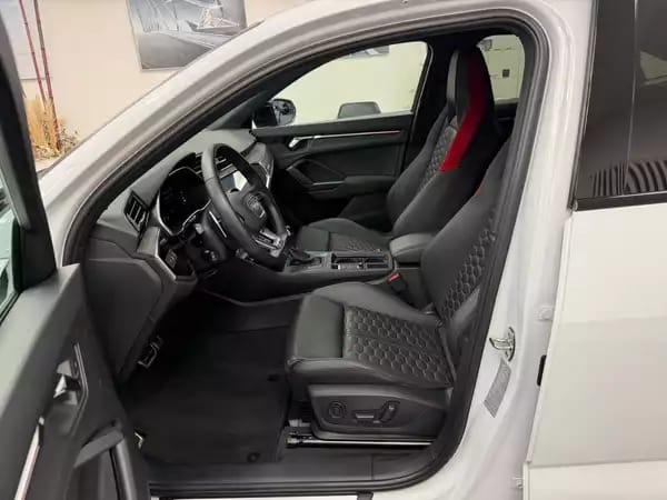 Audi RS Q3 Sportback TFSI quattro 294kW / 400ch S tronic - Photo 2