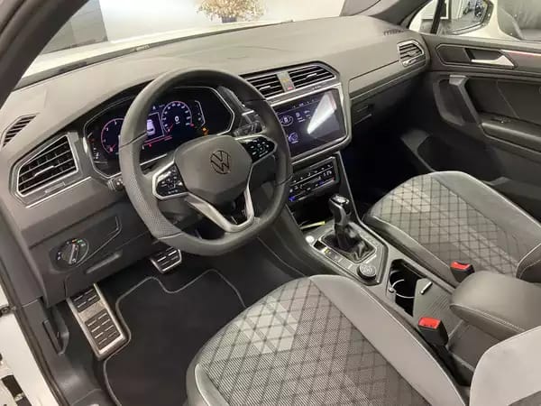 Volkswagen Tiguan R line 2.0 TDI 4 Motion 147kW / 200ch DSG - Photo 2