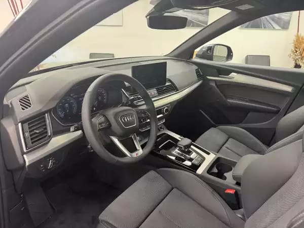 Audi Q5 S line 50 TFSI e quattro 299 CV / 220 kW S tronic - Photo 3
