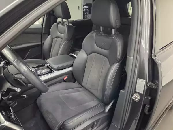 Audi Q7 S line 60 TFSIe quattro 462 CV / 340 kW Tiptronic - Photo 2