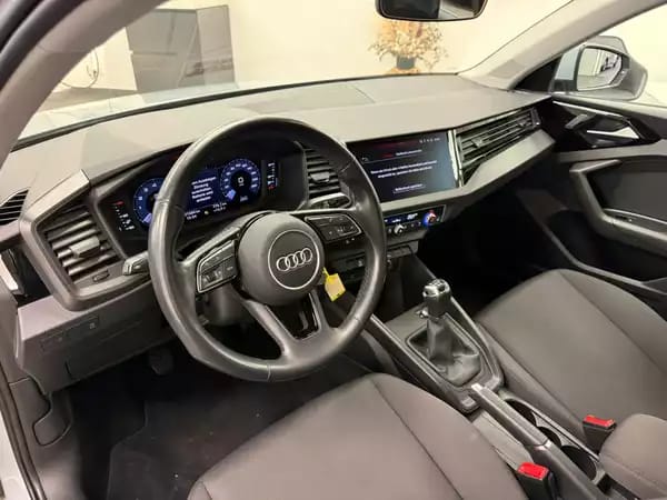 Audi A1 Sportback advanced 25 TFSI 95 CV / 70 kW boîte mécanique - Photo 3