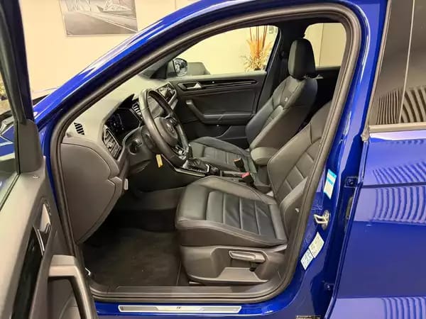 Volkswagen T-Roc 2.0 TSI R 300 CV / 221 KW DSG7 - Photo 2