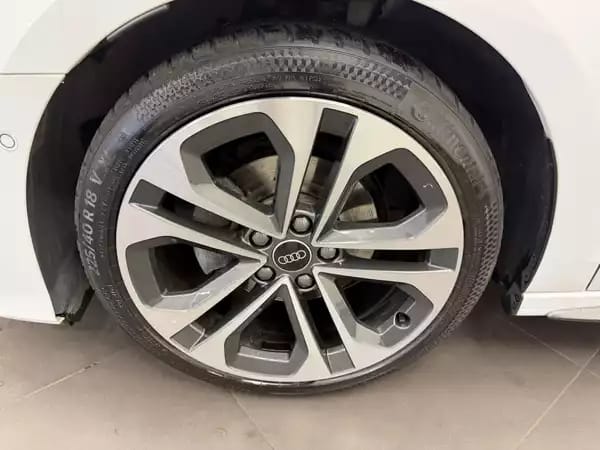 Audi A3 Sportback S line 35 TFSI 150 CV / 110 kW S tronic - Photo 2