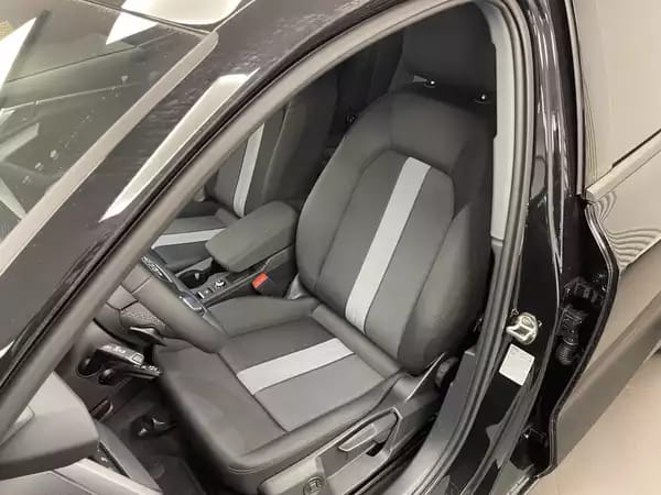 Audi A3 Sportback 30 TFSI 116 CV / 85 KW S tronic - Photo 2